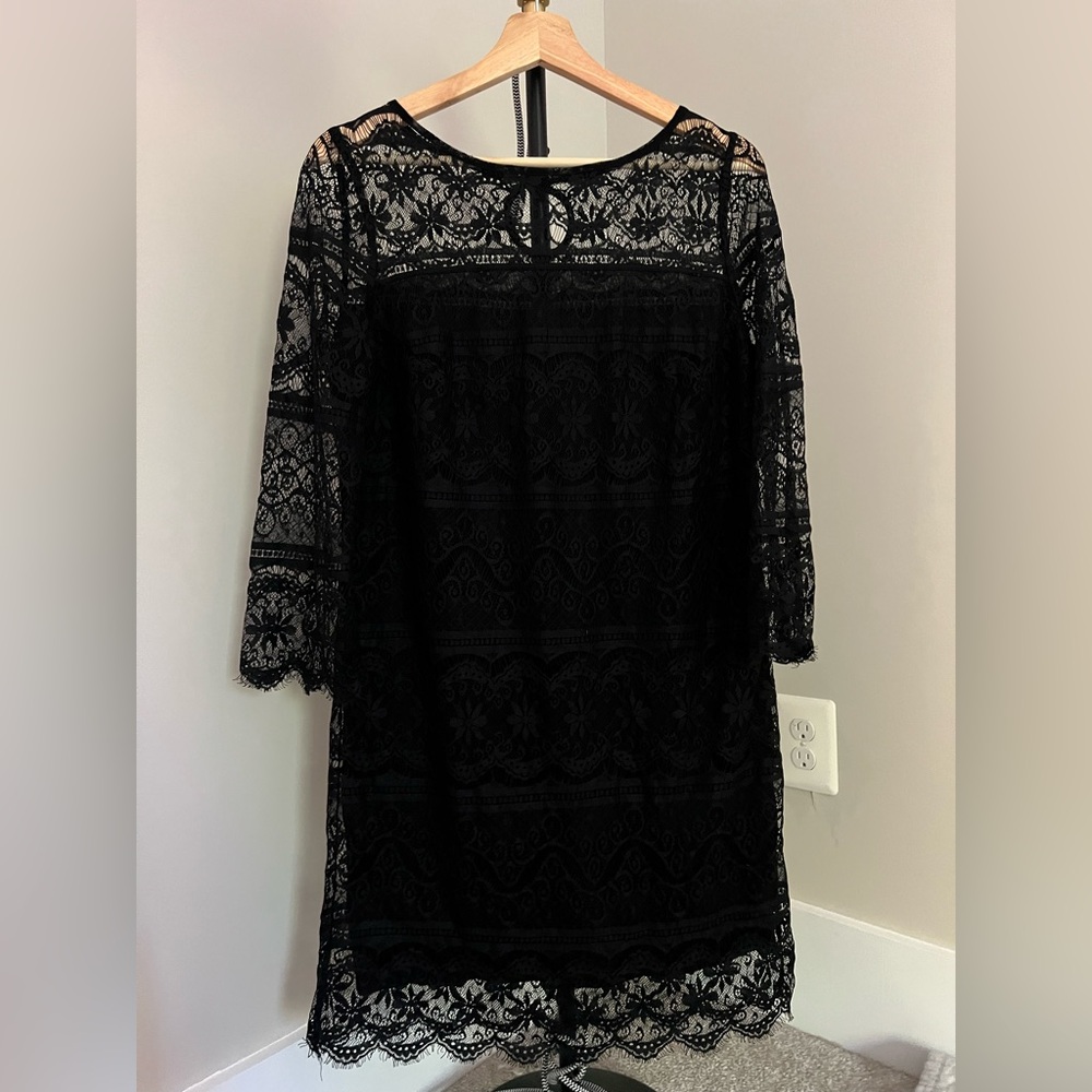 Max Studio Black Lace Long Sleeve Dress
